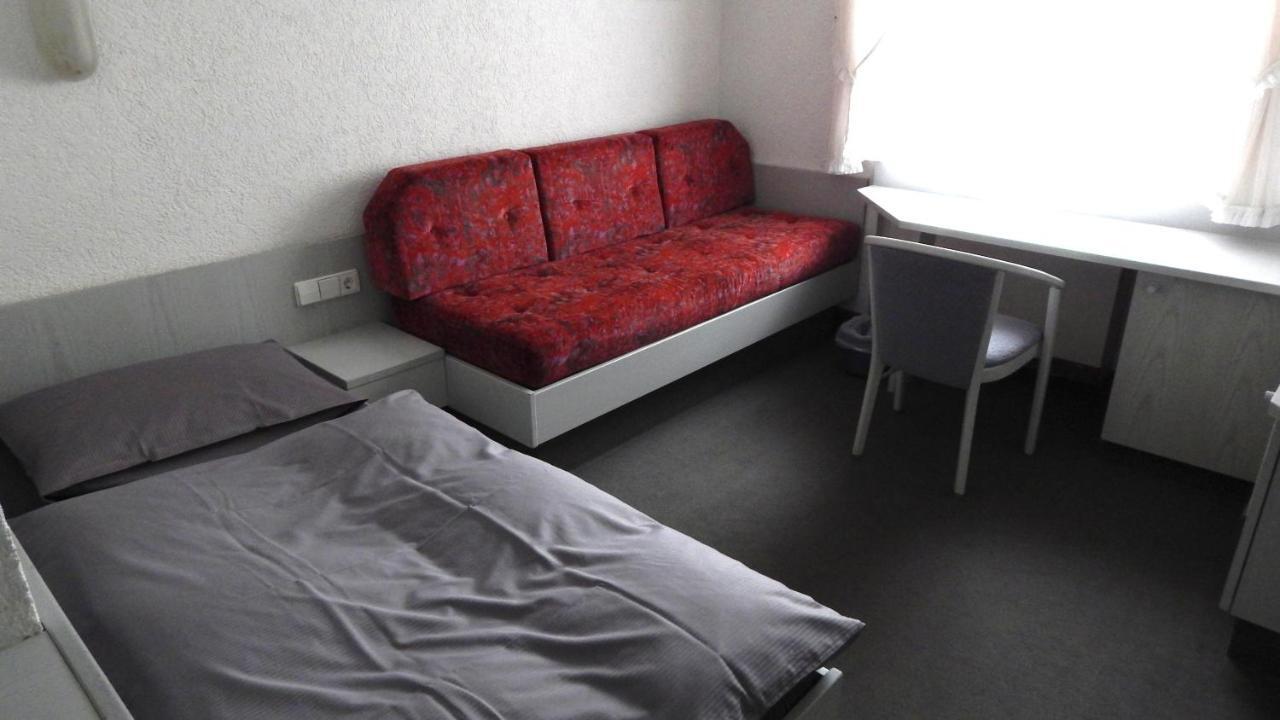 Hotel Carle Deizisau Buitenkant foto